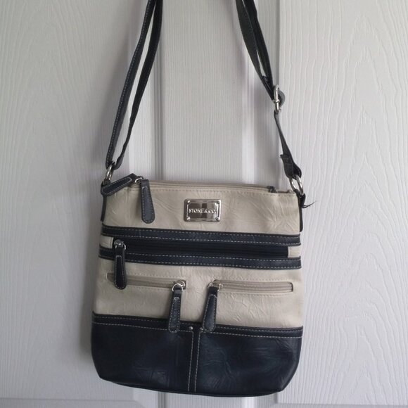 Stone & Co Faux Leather Cross Body Bag PURSE Beige & Navy Blue - Lots of Pockets - Picture 1 of 8